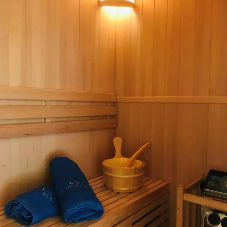 Villa Seafront Ravdoucha Epavlis Athina - Pool, Gym, Sauna, Private Parking, Wifi Ravdhoúkha