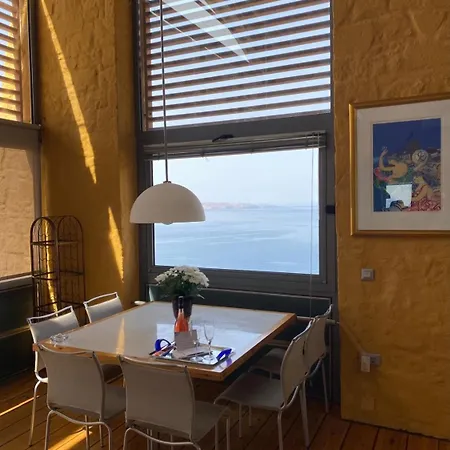 Villa Seafront Ravdoucha Epavlis Athina - Pool, Gym, Sauna, Private Parking, Wifi