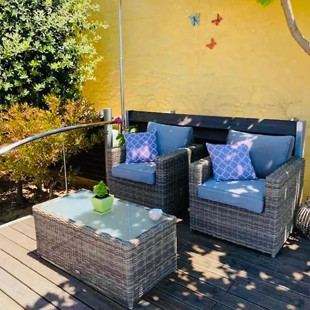 Seafront Ravdoucha Epavlis Athina - Pool, Gym, Sauna, Private Parking, Wifi Villa *