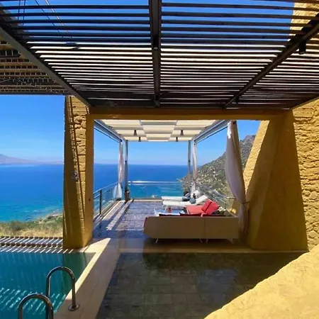 Seafront Ravdoucha Epavlis Athina - Pool, Gym, Sauna, Private Parking, Wifi Villa Ravdhoúkha