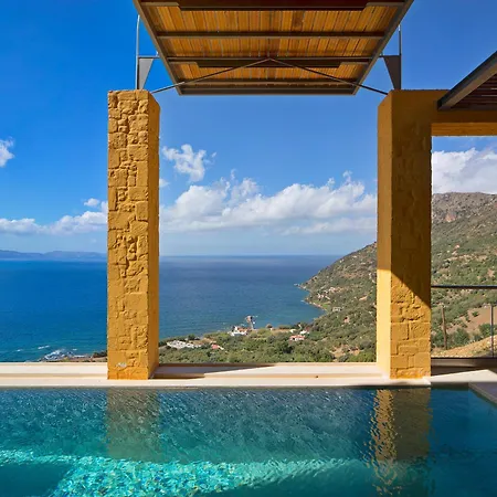 Seafront Ravdoucha Epavlis Athina - Pool, Gym, Sauna, Private Parking, Wifi Villa *