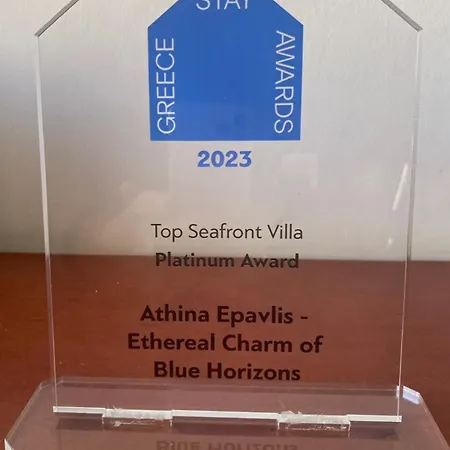 Seafront Ravdoucha Epavlis Athina - Pool, Gym, Sauna, Private Parking, Wifi * Ravdhoúkha